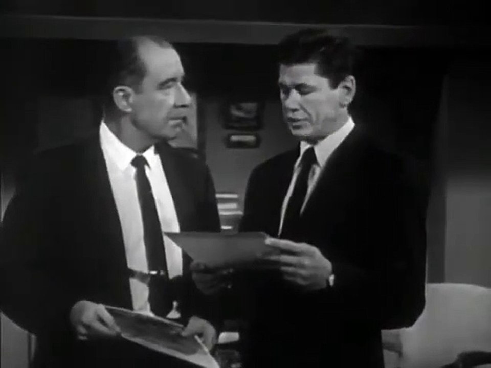 Man With a Camera, S2E12 - Hot Ice Cream * Full Length Classic TV show, Charles Bronson