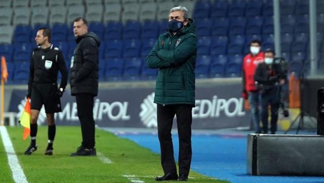 Aykut Kocaman, Demba Ba'nın yedek kalmasına ilişkin soruya sinirlendi