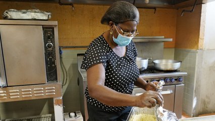 60-Year-Old Janitor Cooks For Thousands Weekly