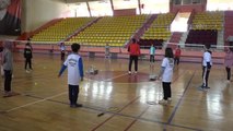 ŞANLIURFA - Gençler Badminton Milli Takımına seçilmek için ter döküyor