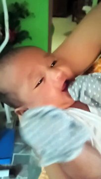 ang batang ayaw mag pa-picture