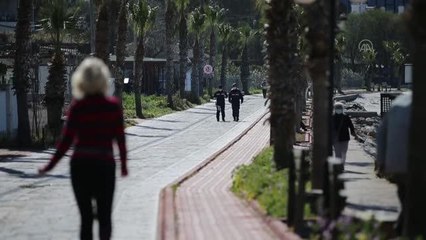 "Kısıtlamasız" cumartesi gününde sahillerde yoğunluk oluştu