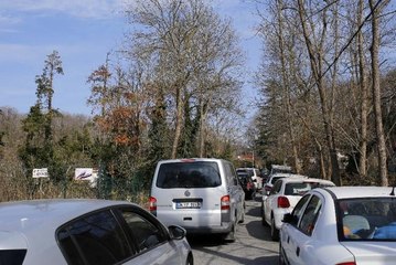 Güneşli havayı gören vatandaşlar kısıtlamanın ikinci haftasında Belgrad Ormanına akın etti