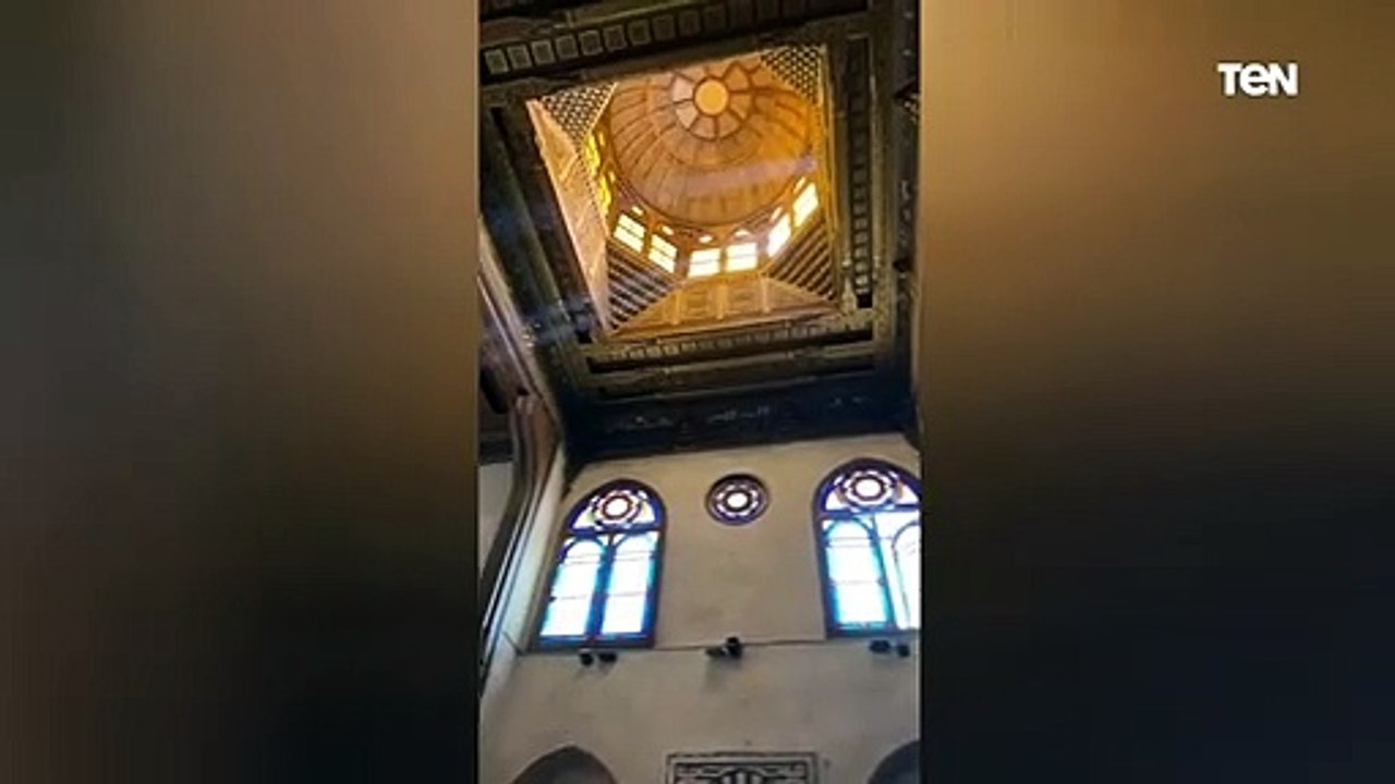 رئيس الوزراء يترّجل بشوارع الخيامية ووكالة رضوان بك ويجرى حوارا مع العديد من أصحاب الحرف اليدوية