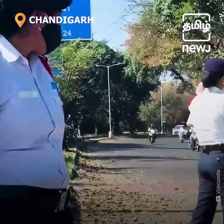 Video Of Chandigarh Cop While Holding A Baby While On Duty Goes Viral