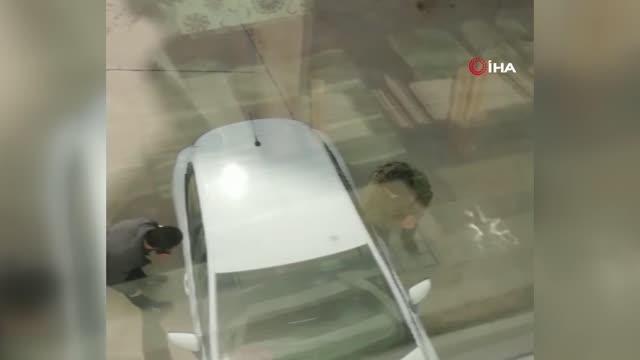 Son dakika haber! Başkent'te dehşete düşüren görüntüler kamerada: Polislerin üzerine araç sürüp vatandaşa çarptılar