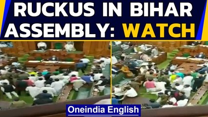 Bihar: Tejashwi Yadav demands resignation of State Minister | Oneindia News