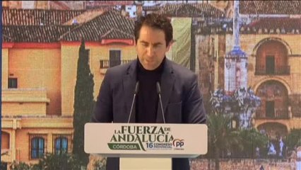 El PP al completo avala la operación en Murcia para salvar su Gobierno en la Región