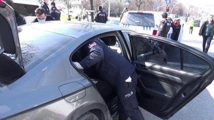 Sultangazi'de film sahnelerini aratmayan kovalamaca