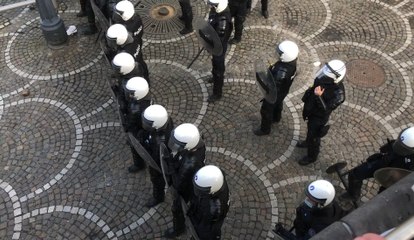 200 casseurs s'en prennent à la police et à un fast-food à Liège