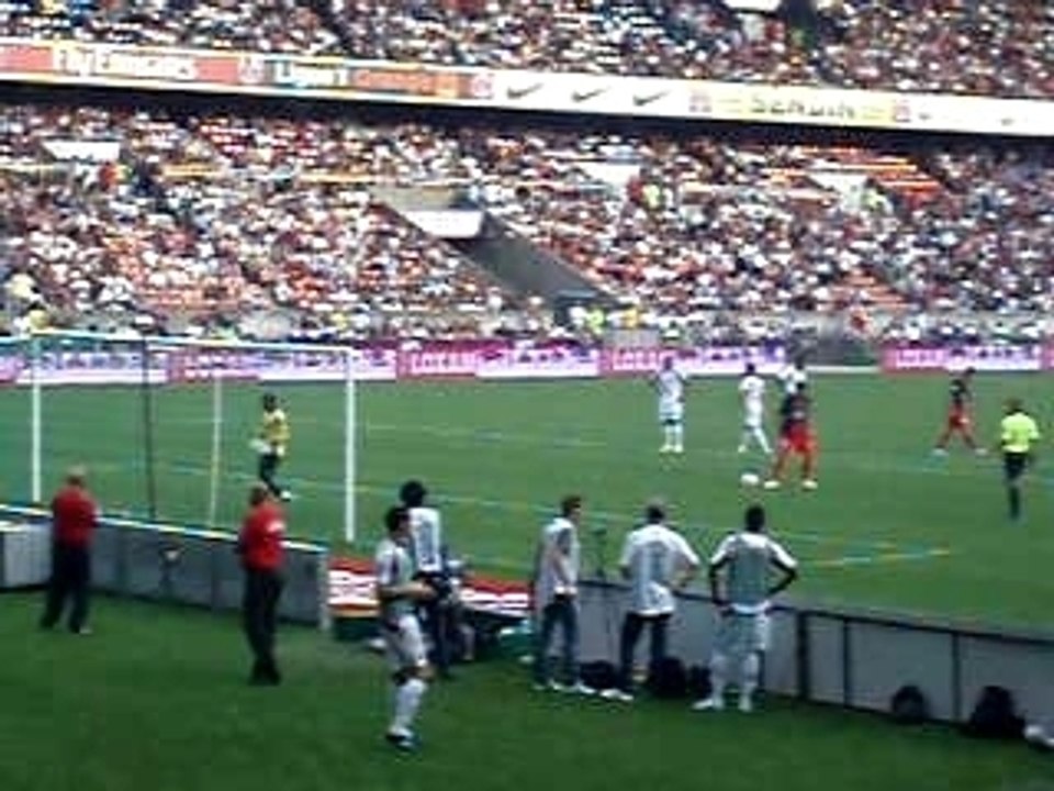 Pénalty loupé par pauleta contre le LOSC