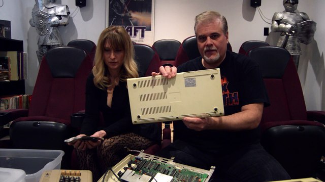 Retro unboxing of Commodore 64 stuff | Retro Repair Guy Episode 5