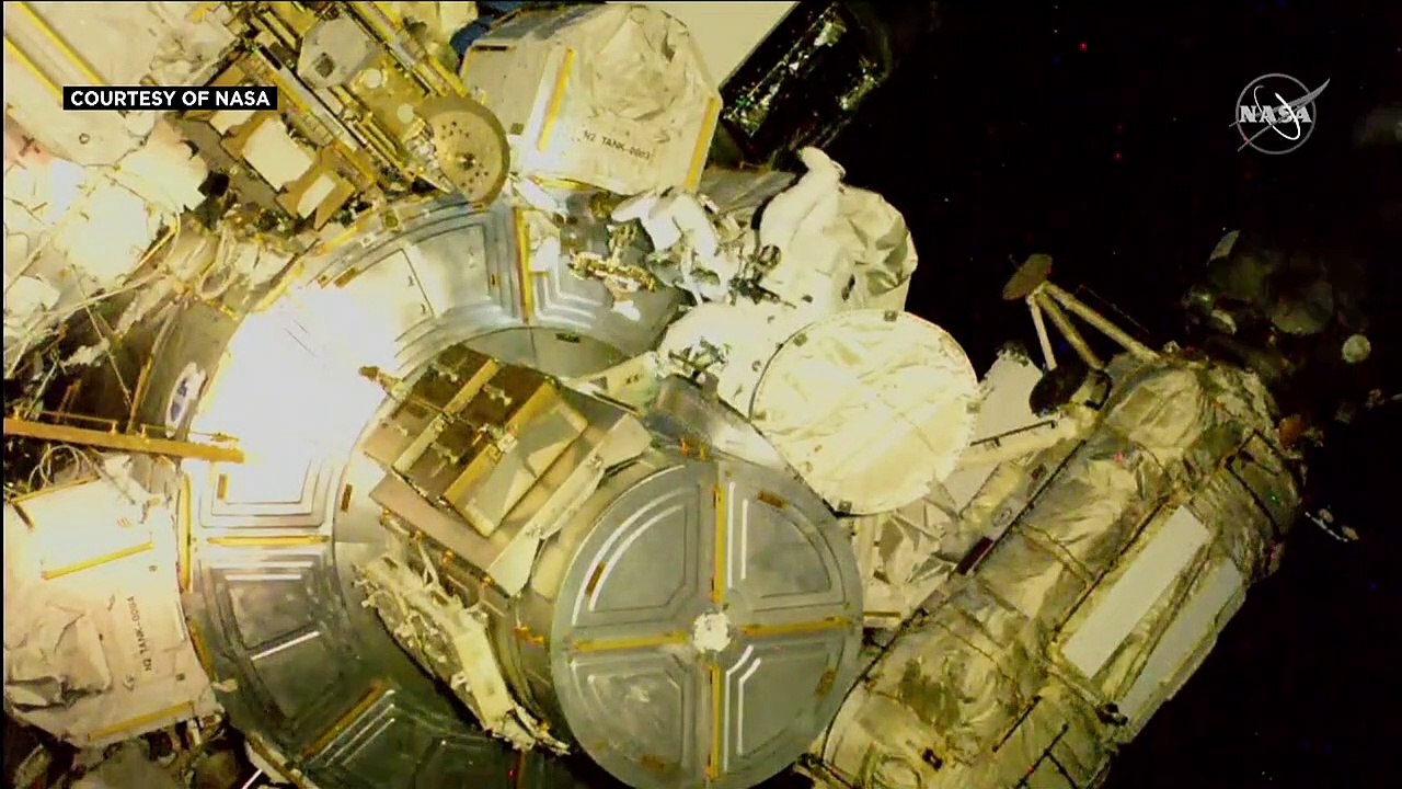 Spacewalking astronauts manage possible ammonia leak