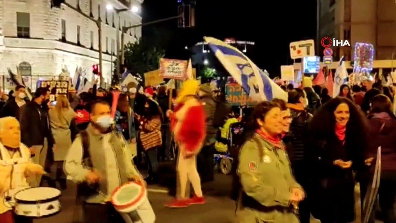 - İsrail Başbakanı Netanyahu Kudüs'teki konutu önünde protesto edildi- 23 Mart’taki seçimlerden önce son protesto