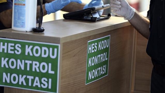 İzmir'de kuaför, kahvehane, restoran, kafeterya gibi işletmelere girişte HES kodu zorunluluğu