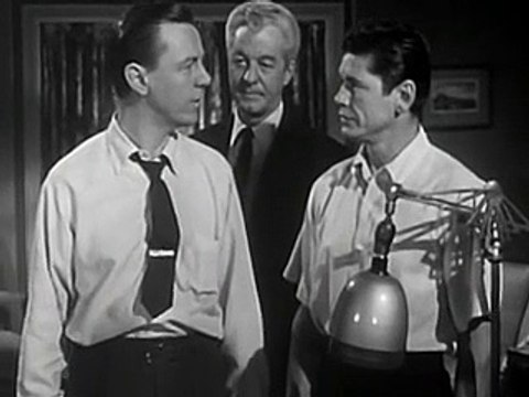 Man With a Camera S2E07 - Live Target, classic TV series with Charles Bronson