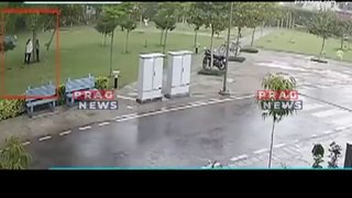 Shocking_ Lightening struck on four men caught on camera