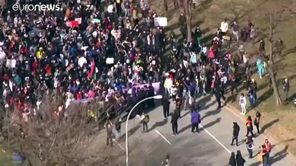 شاهد: مظاهرات في لويفيل الأمريكية للمطالبة بالعدالة لبريونا تايلور بعد عام على قتلها من طرف الشرطة