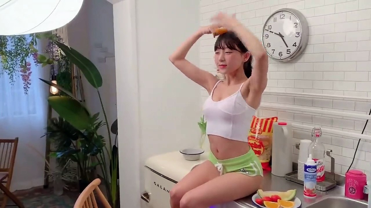 Eunji Pyoapple 2nd time being Maxim magazine's CovergirlㅣPhotoshoot behind the scenesㅣ2021.Feb Issue