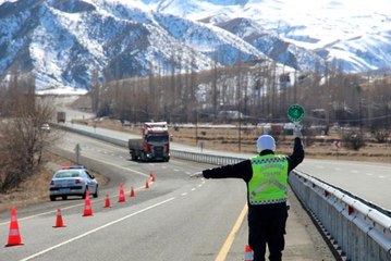 Son dakika haberi! Oltu Jandarmadan drone destekli uygulama