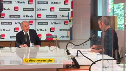 François Bayrou : "Emmanuel Macron a été élu très jeune. Son visage à changé, en mieux. (...) Je pense que l'homme qu'il est n'est pas perçu par la majorité des Français."