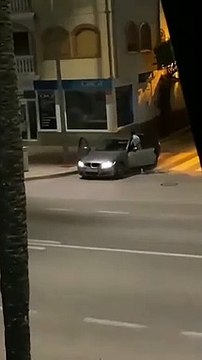 Con esta tranquilidad se roba ahora en España, parece que la Policía está muy ocupada persiguiendo negacionistas