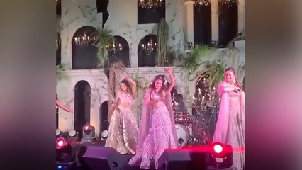 Alia Bhatt ने दोस्तों संग किया जबरदस्त Dance; VIRAL VIDEO | Boldsky