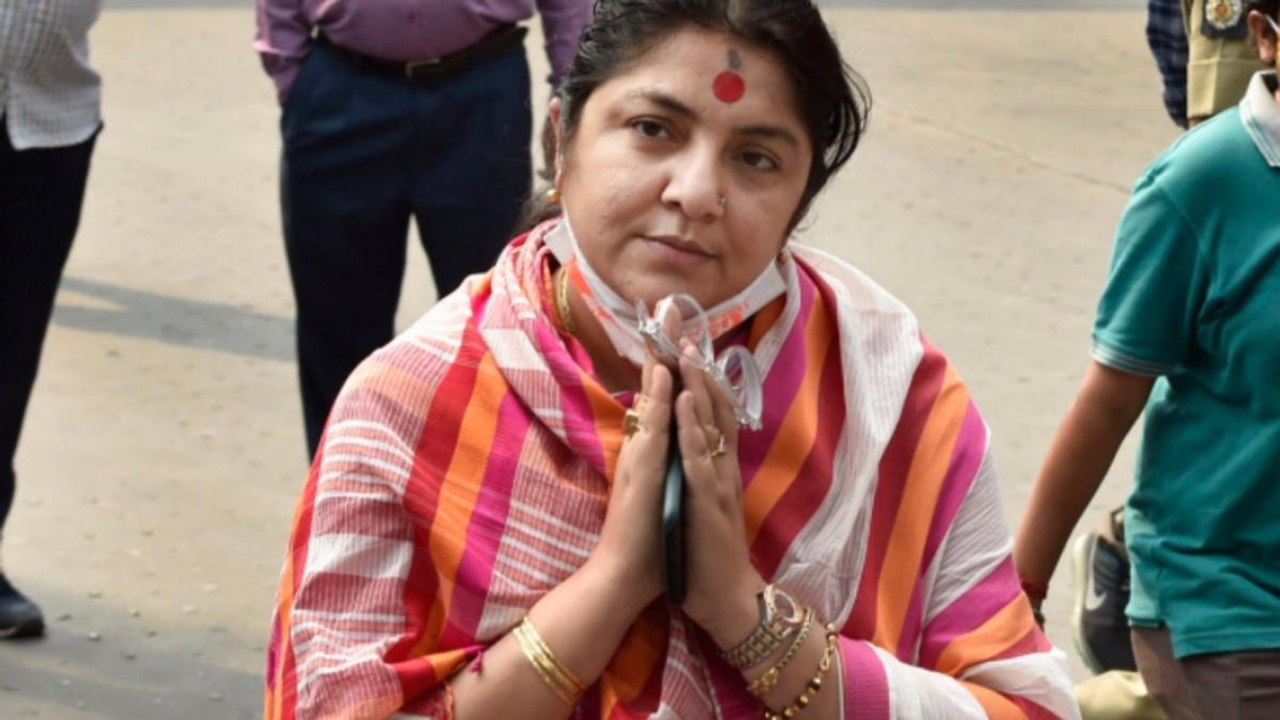 Bengal: Locket Chatterjee to contest from Chinsurah