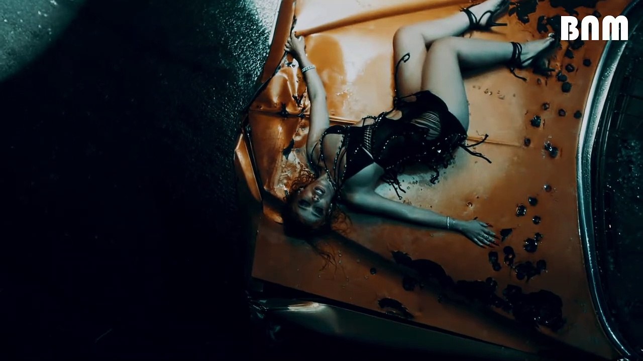 Doja Cat - Streets (Silhouette Remix) ft. Nicki Minaj, Ariana Grande