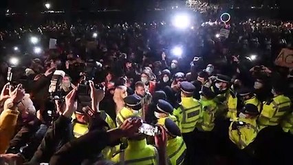 Críticas a la policía de Londres tras su intervención en homenaje a mujer asesinada