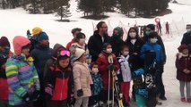 Bakan Kasapoğlu, Murat Dağı Termal Kayak Merkezi’ni ziyaret etti