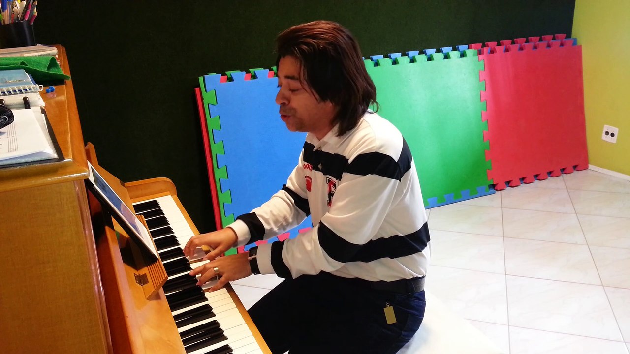 OLHAR Canção inesquecível de Ozeias de Paula