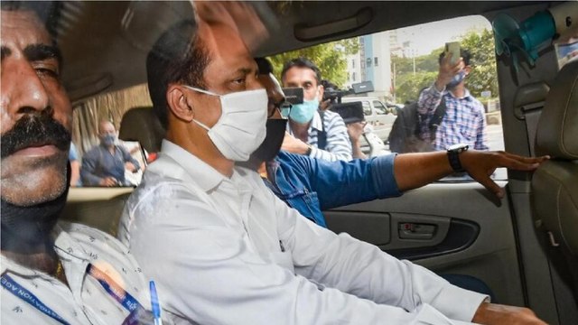 Antilia Case: Police officer Sachin Waze suspended