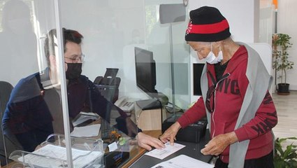 Kimliğini kaybeden yaşlı kadının hayatı kabusa döndü! Nüfusta ölü görünüyormuş