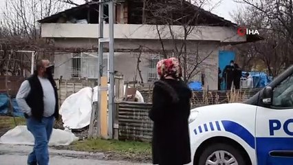 Babasını öldürüp okula gitti