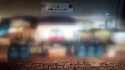 ANTALYA - Sahte içki operasyonunda 2 şüpheli yakalandı