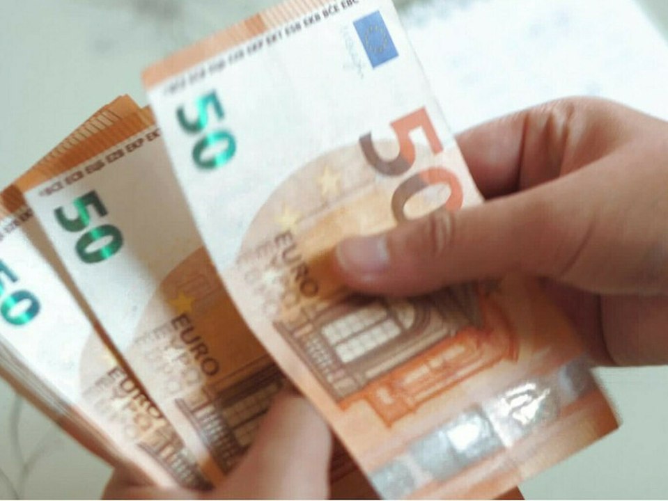 Schluss mit hohen Nebenkosten - so sparst Du Geld im Homeoffice