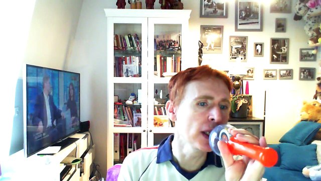 Wiwi égratigne red flag day