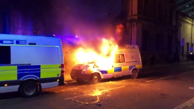Protest against new policing bill turns violent in Bristol