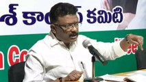 #Telangana Chief Electoral Officer Colluded With TRS Party - Dasoju Sravan ​| Oneindia Telugu