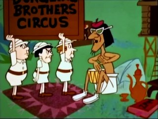 The New 3 stooges    Safari So Good