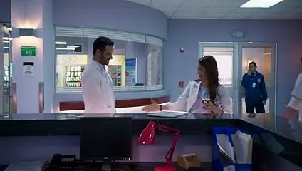 Conoce al nuevo doctor que llega a generar ¡código azul! En el Santa Rosa