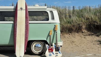 This Malibu Tour Takes You to Gorgeous Beaches and Vineyards in a Vintage Volkswagen Van