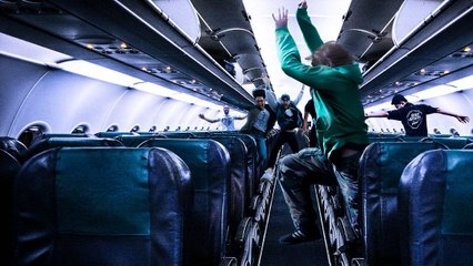 What If All the Passengers on a Plane Jumped  at Once?