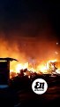Fuego destruye unas 30 viviendas en Villa Duarte