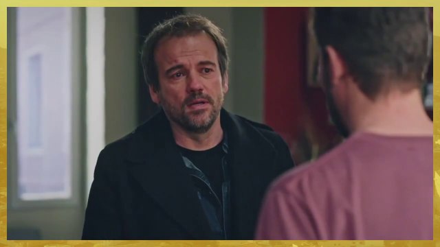 Plus Belle La Vie - Jean-Paul débarque en pleurs chez Abdel