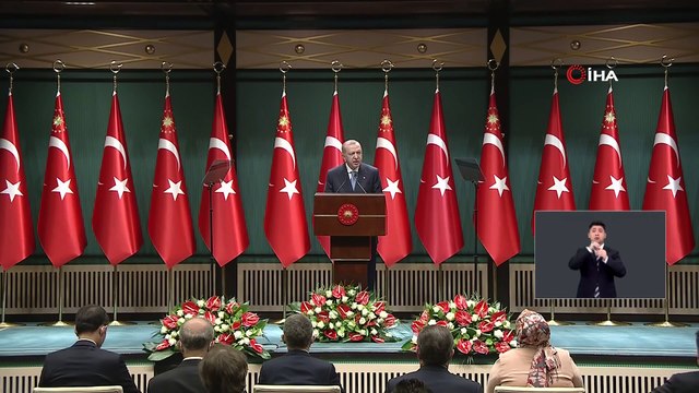 Cumhurbaşkanı Erdoğan: “3,7 milyon çalışanımıza 30 milyar TL’lik kısa çalışma ödeneği verdik. Uygulamayı mart sonunda bitiriyoruz.”