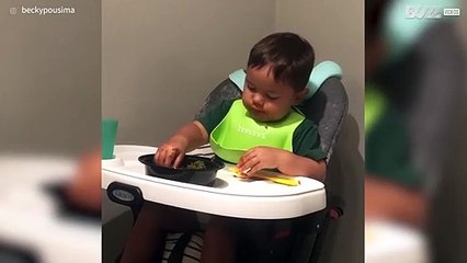 Bebê não sabe se come ou dorme!