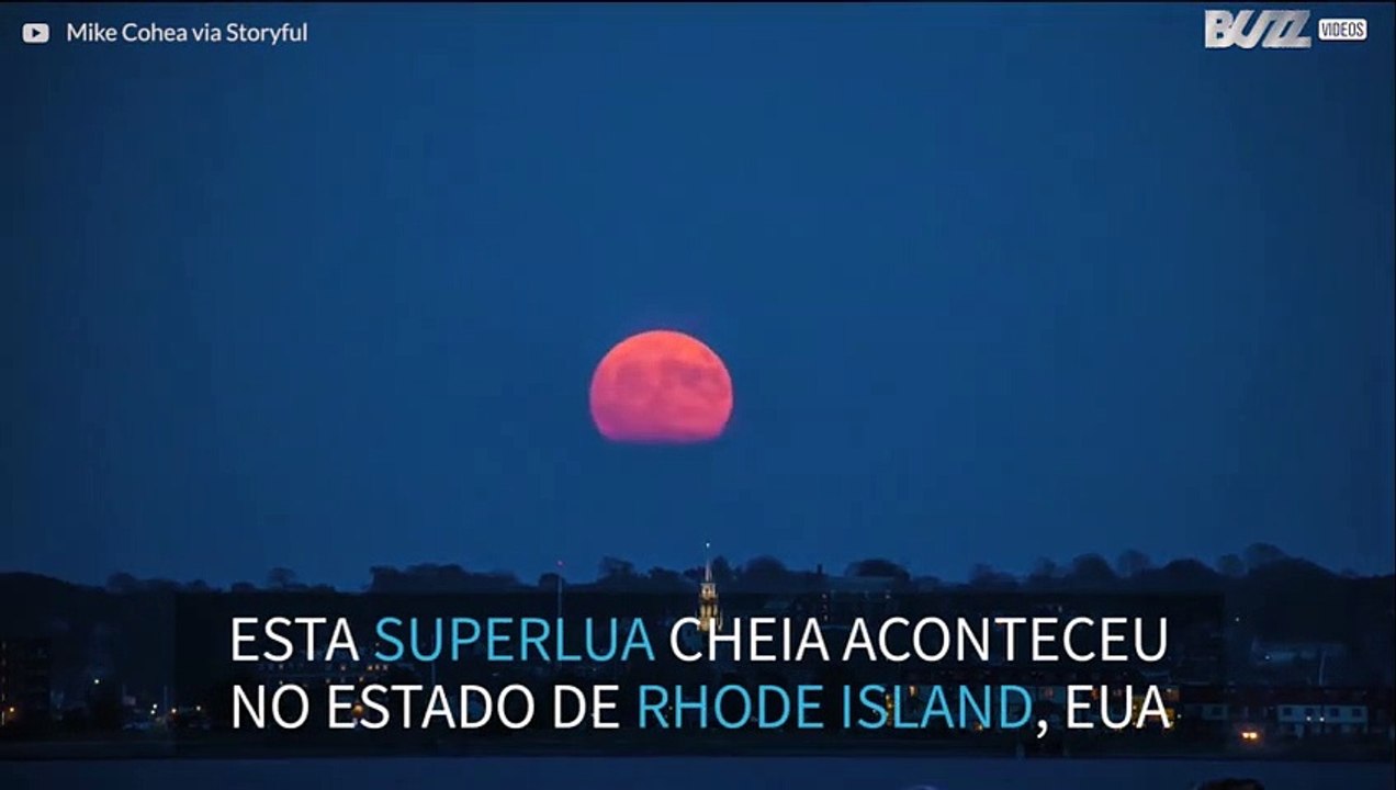 Superluaa cheia nos céus de Rhode Island