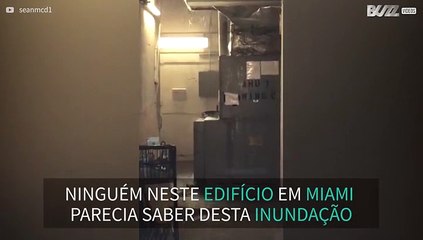 Estranho vazamento de água em um edifício em Miami